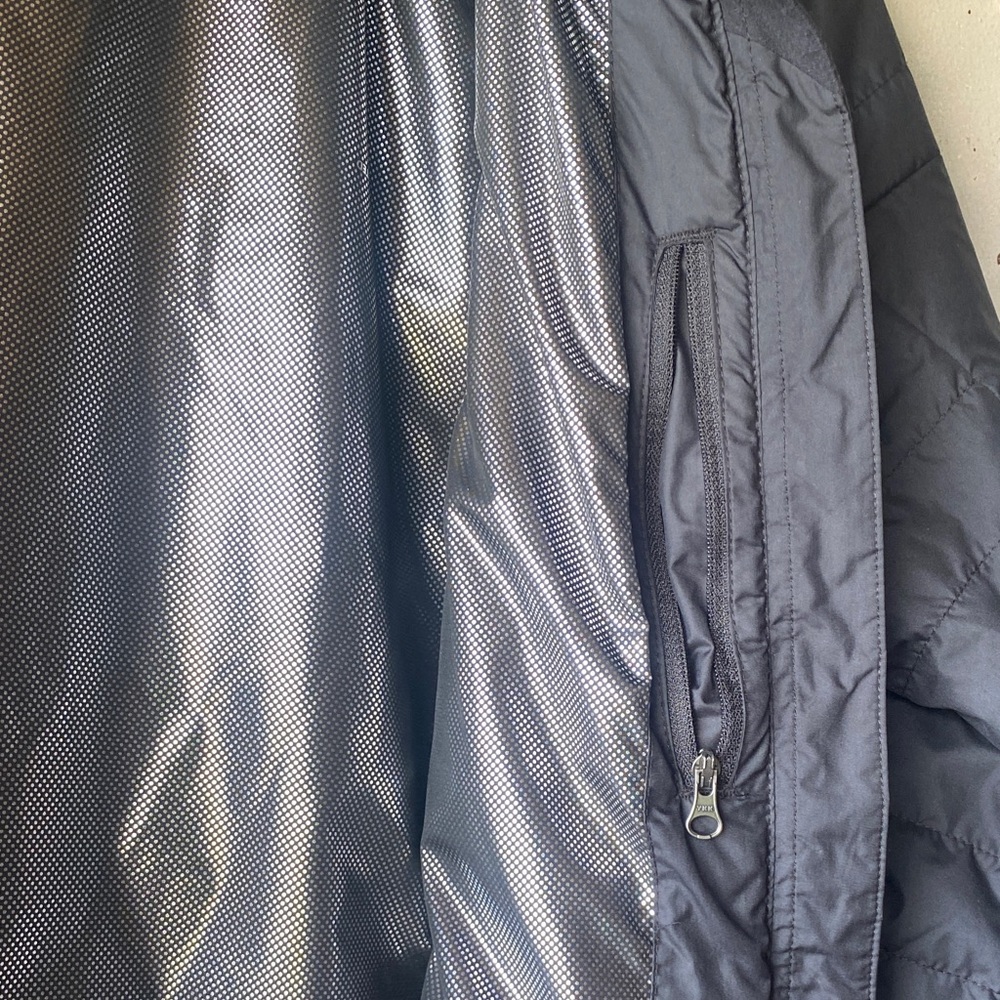 Columbia Women's Black Ski Jacket - Picture 6 of 6
